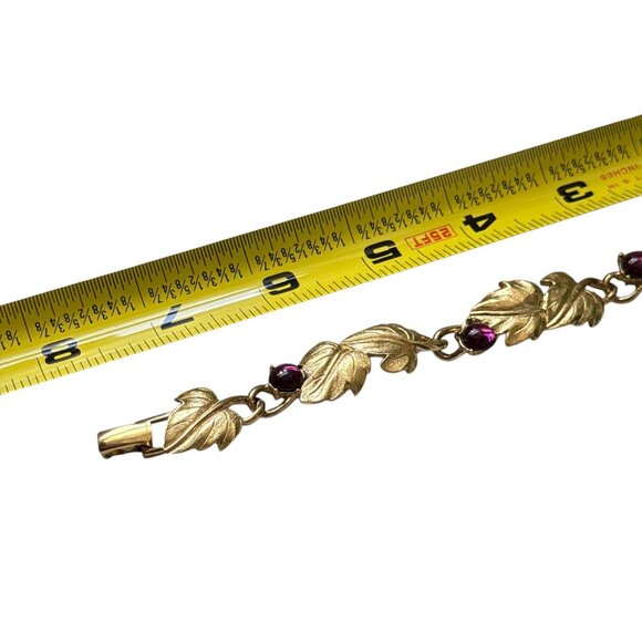 Trifari Gold Tone Leaf Link Bracelet with Purple Rhinestones Vintage Jewelry - Picture 9 of 9